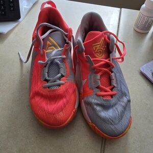 Nike Giannis Immortality 2